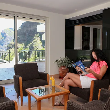 Hotel Eira Do Serrado - &