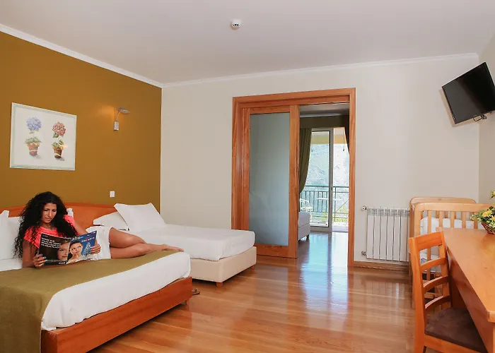 Eira Do Serrado - & Otel