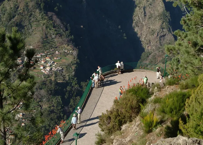 Eira Do Serrado - & Otel