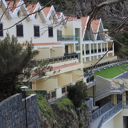 Hotel Eira Do Serrado - & 4*