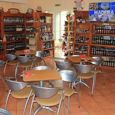 Eira Do Serrado - & 4*